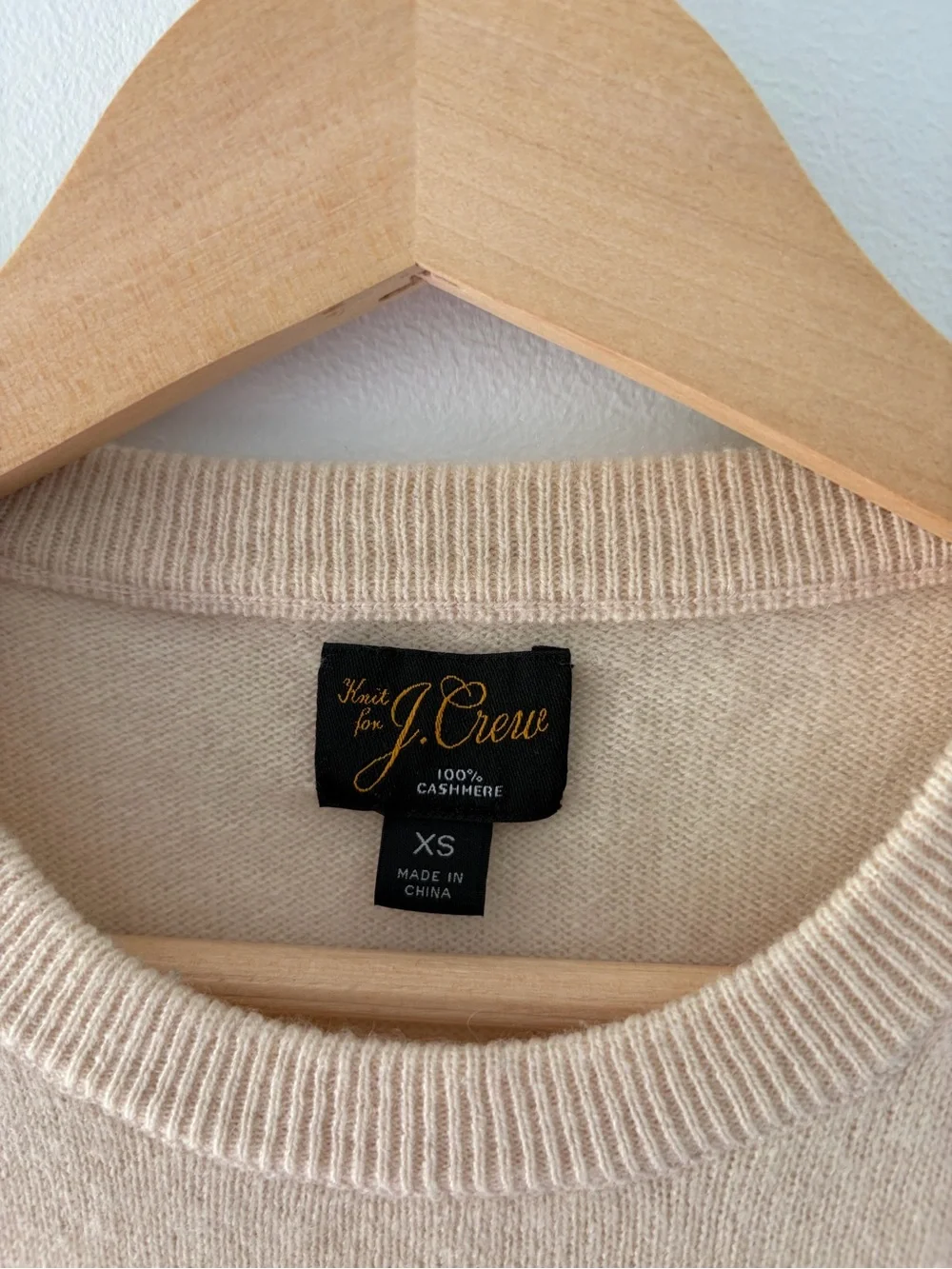 J. Crew Women's XS 100% Mongolian Cashmere Cream Crewneck Sweater